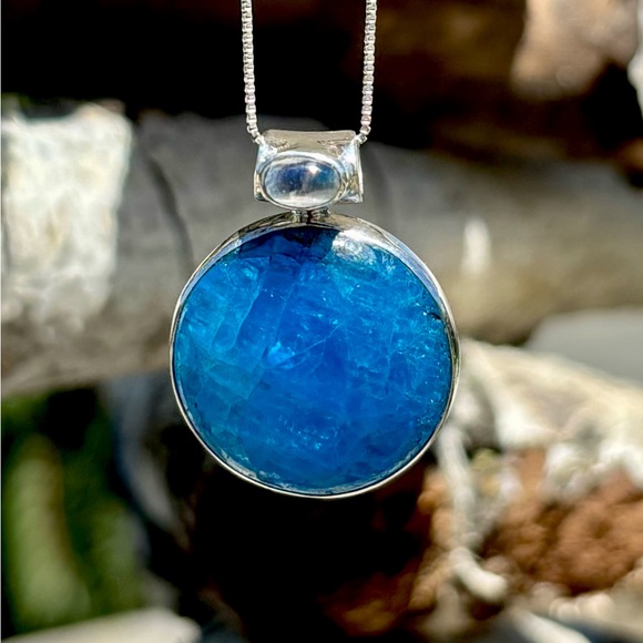 Apatite & Moonstone Necklace - Picture 9 of 14